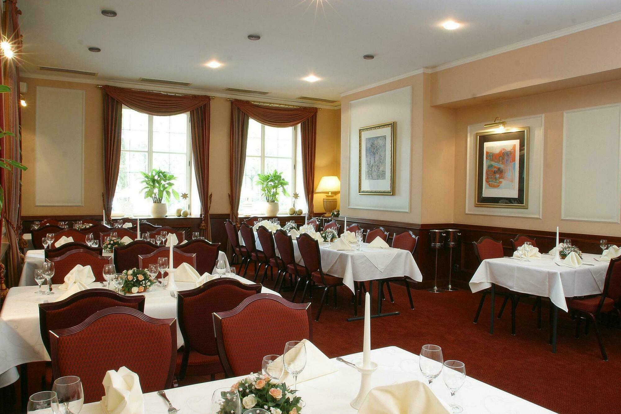 Privat Hotel Riegele Augsburg Exterior photo